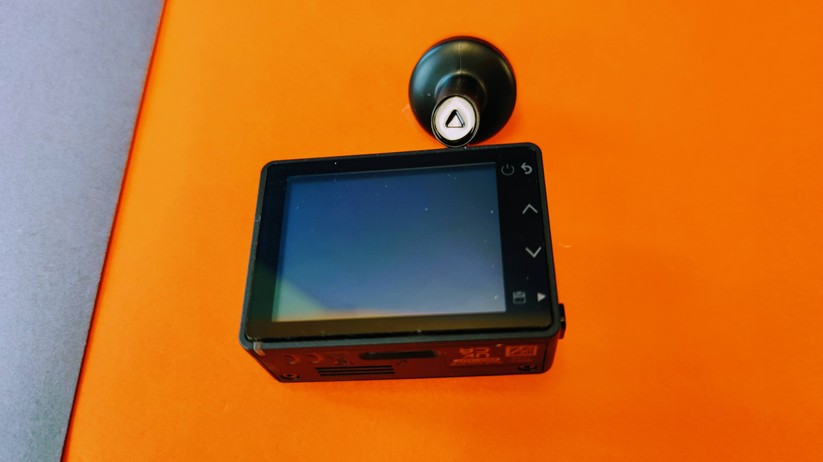 Garmin Dash Cam 67W