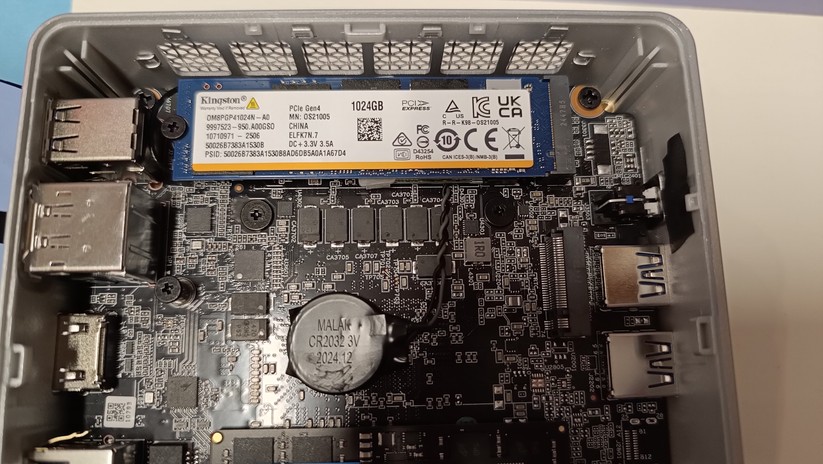 Minisforum UM870 Slim – Bilderstrecke