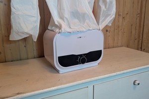 Faires Gesamtpaket für Hose & Oberteil: Hemdenbügler Clatronic HBB 3734 im Test