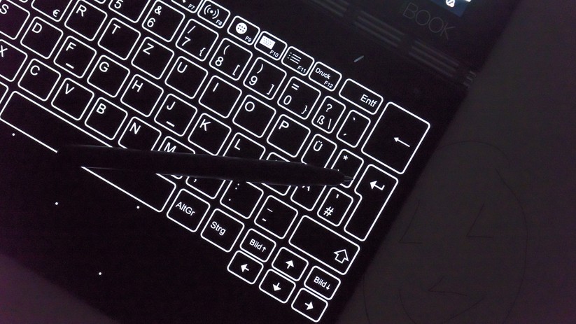Die Halo Keyboard ist eine Tastatur im Create Pad des YOGA Book