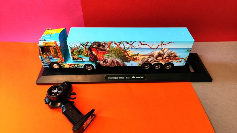 Revell Control RC-Truck Mercedes-Benz Actros "Dino Express"