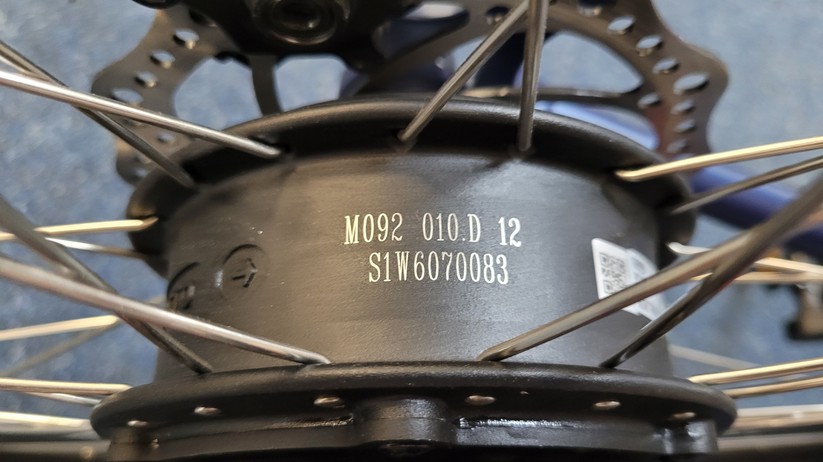 Accolmile E-Road: Verpackung, Lieferumfang und Aufbau