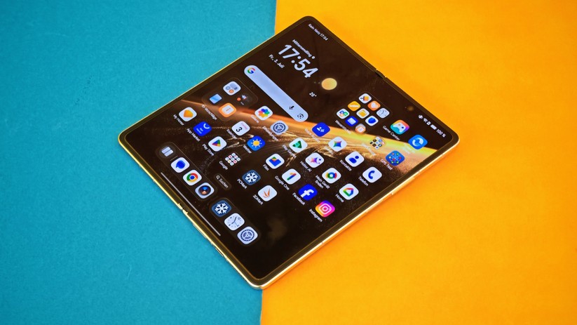Honor Magic V6