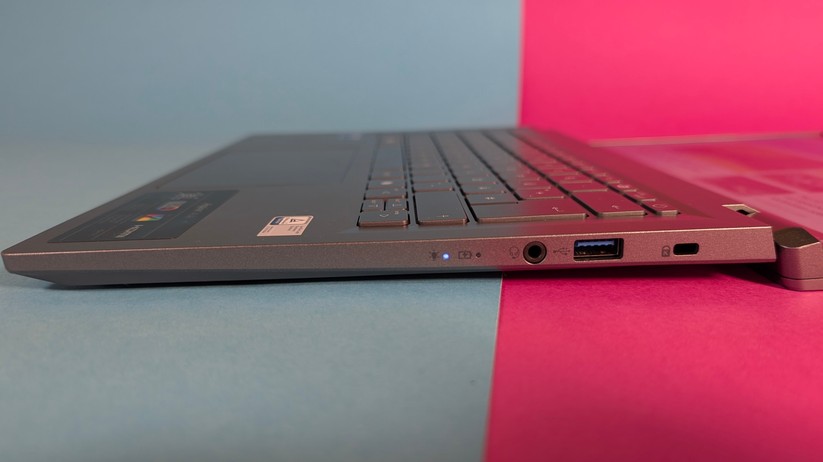 Acer Aspire 14 AI OLED – Bilderstrecke