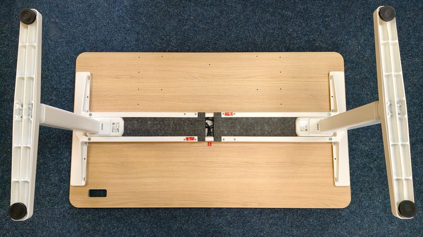 Yaasa Desk Pro