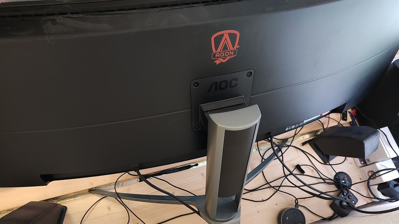 AOC Agon AG493UCX