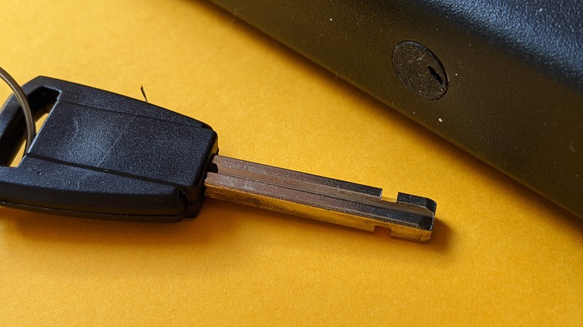 AeroX U8 smartes Schloss