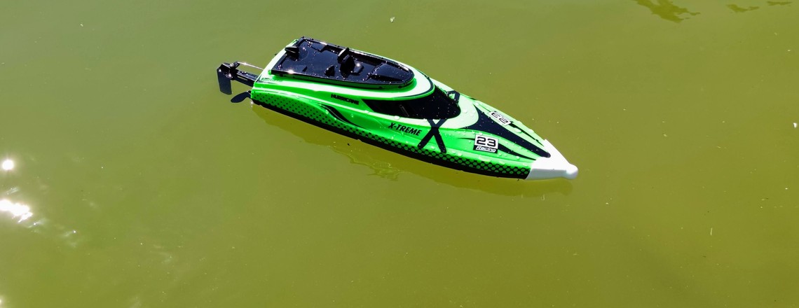 Revell Control X-treme RC Speedboat Hurricane 