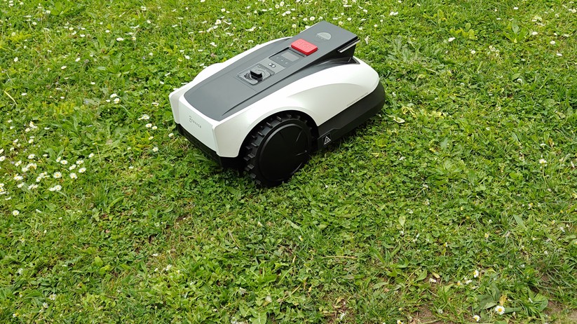 Mähroboter Ecovacs Goat O800 RTK