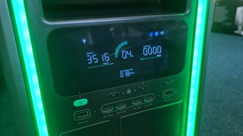 Zendure Superbase V6400: Die Ladeleistung beträgt im Test maximal 3516 Watt.