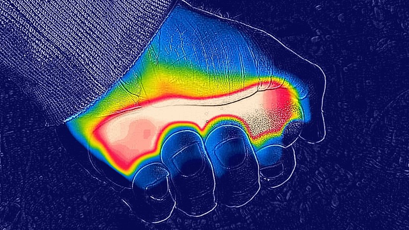 Der teilbare Handwärmer passt auch prima in kleine Hände. 