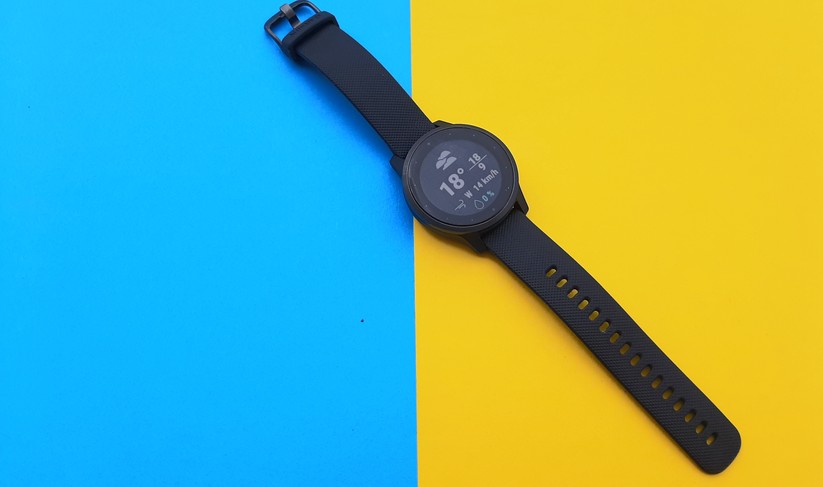 Die Uhr kann auf Wunsch das aktuelle Wetter anzeigen. 