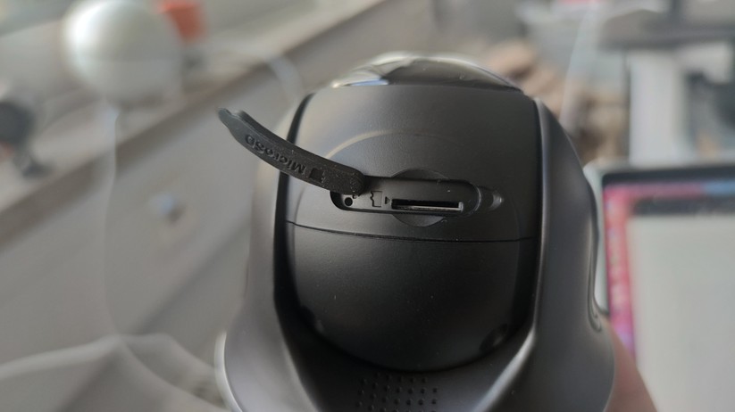 Reolink Argus PT: Videos speichert die Kamera auf einer microSD-Card.