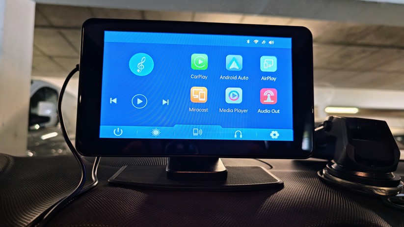 Bauhn Smart Display fürs Auto