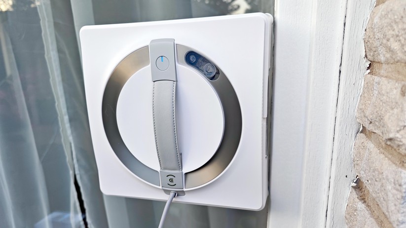 Ecovacs Winbot W2 Omni