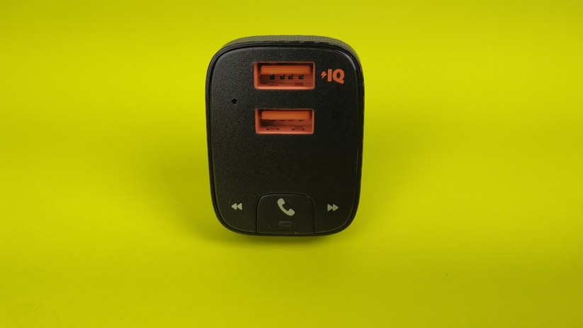 Es handelt sich jedoch um einen Bluetooth-FM-Transmitter mit mehreren Übertragungs-Möglichkeiten.