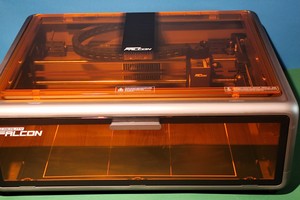  Laserklasse-1-Engraver mit Gehäuse