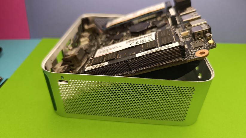 Minisforum M1 Pro – Bilderstrecke