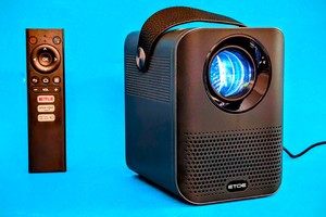 Mini-Beamer Etoe D2 Pro im Test