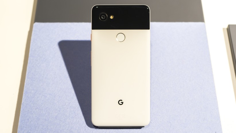 Das Design des Google Pixel 2 ist mehr oder weniger gleich geblieben.