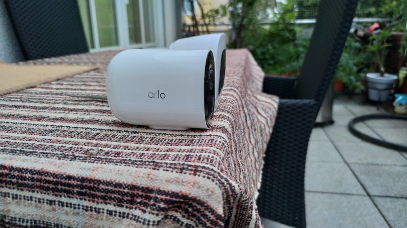Für die Testaufnahmen haben neben der Arlo Go 2 noch die Eufy Solocam L20 verwendet.