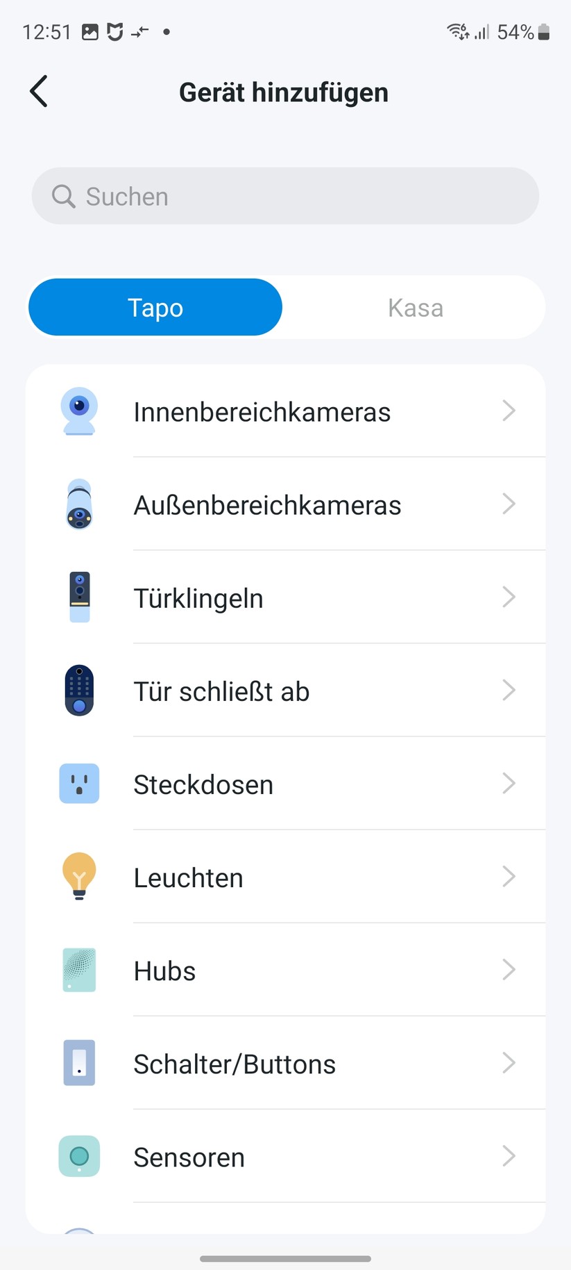 TP-Link C425: Das Set-up der Überwachungskamera erfolgt mit der Tapo-App, für die allerdings ein Konto erforderlich ist. Die App informiert dabei nicht nur die Funktionen der C425, sondern gibt auch Tipps zum Aufstellort.
