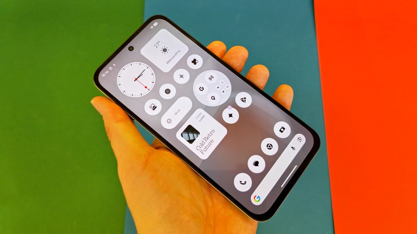 Nothing Phone 4b: Display