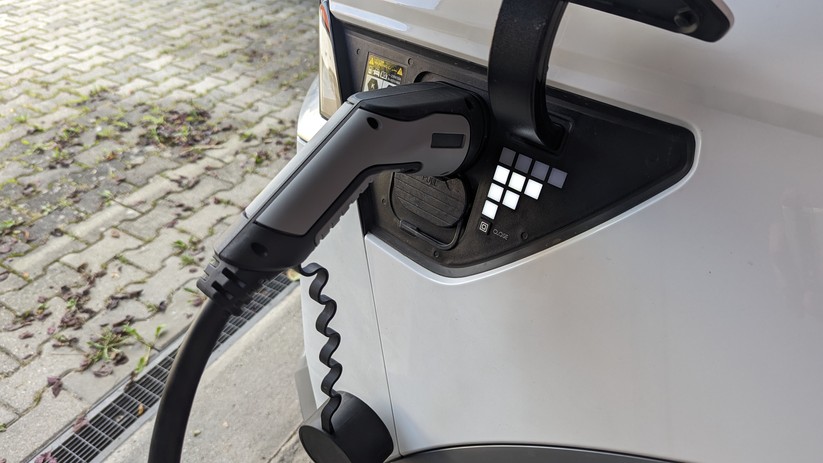 Wallbox Ion Basic: Typ-2-Stecker am Hyundai Ioniq 5