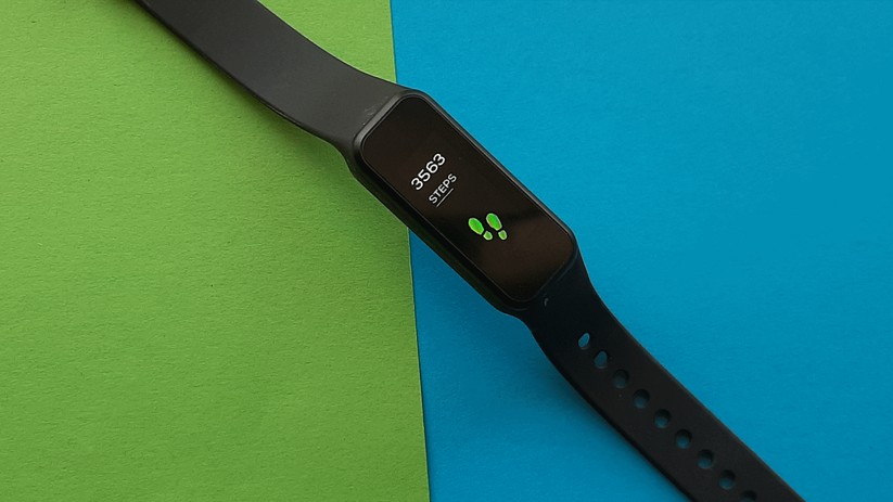 Der Schrittzähler ist im Fitness-Tracker integriert. 