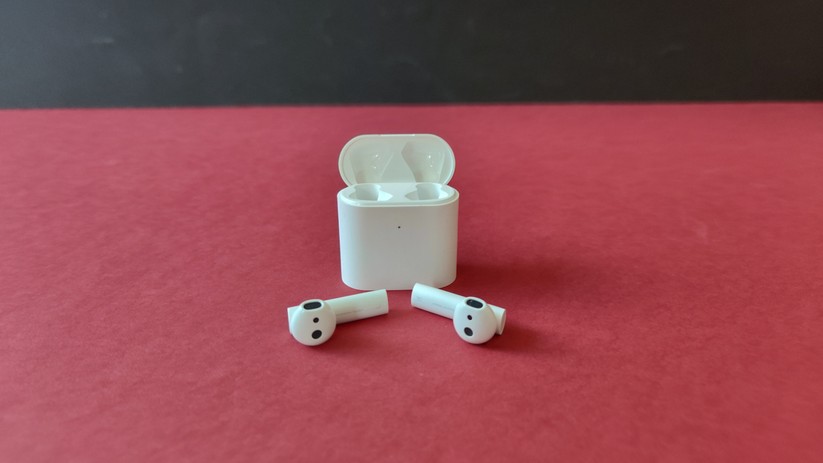 Fake-Airpods mit gutem Klang: Xiaomi Mi Air 2 (alternativ wird das Modell auch mit Mi Airdots Pro 2 oder Mi True Wireless Earphones 2 bezeichnet) ist für knapp 70 Euro erhältlich und bietet Support für den LHDC-Codec.