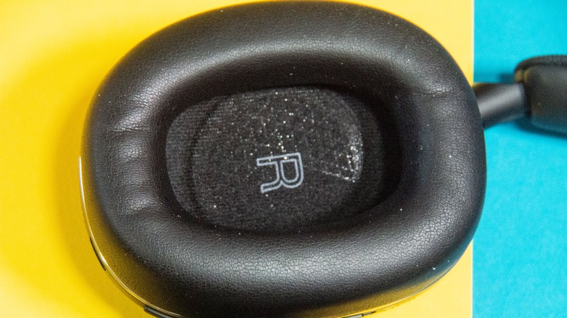 Bowers & Wilkins Px7 S2