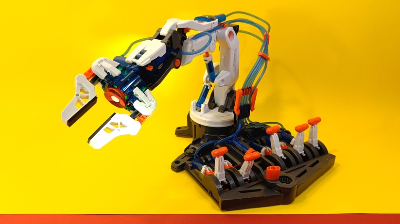 Hydraulischer Roboterarm von Buki France.