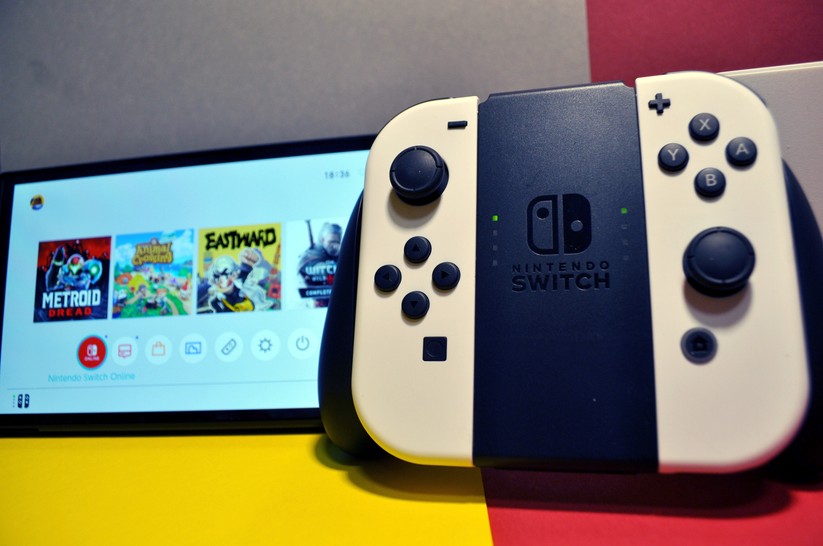Nintendo Switch OLED 05
