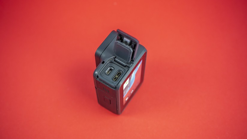 Micro-HDMI und USB Type-C an der Gopro Hero 7 Black