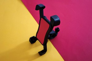 Handyhalterung fürs Fahrrad von Inion im Test