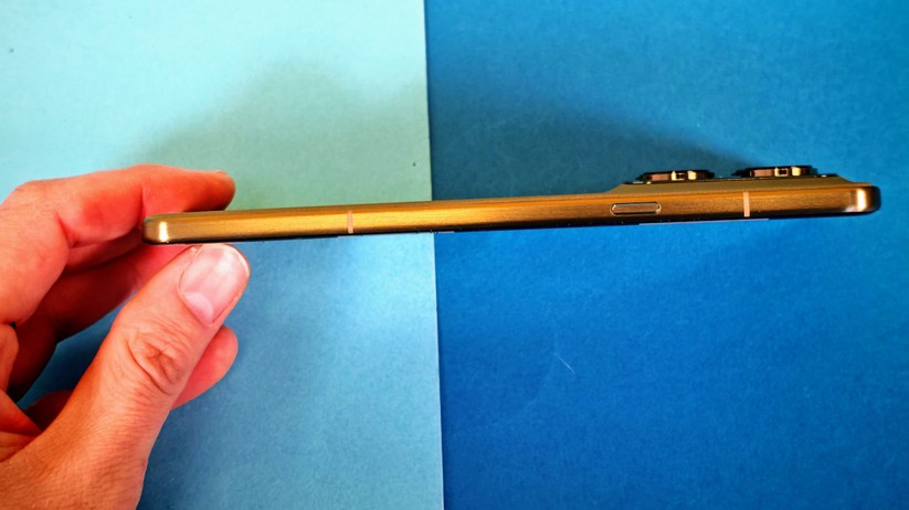 Motorola Signature