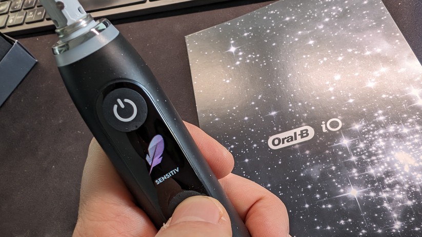 Oral-B iO Series 10