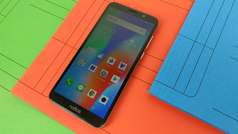 Das Display des günstigen Handys ist gar nicht übel.