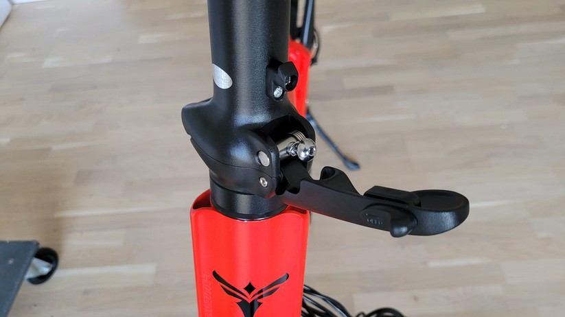  Faltbares E-Fatbike mit Doppelfederung und ergonomischer Sitzposition