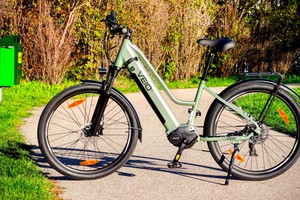 City-E-Bike Veio Y1 ST im Test: günstiger & guter Tiefeinsteiger mit Mittelmotor