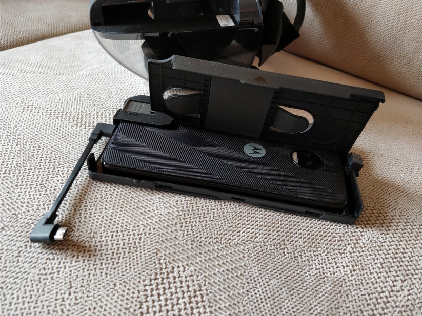 Lenovo Mirage AR mit dem Motorola Moto Z2 Force