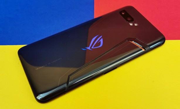 Beleuchtetes Logo? Das kostet.