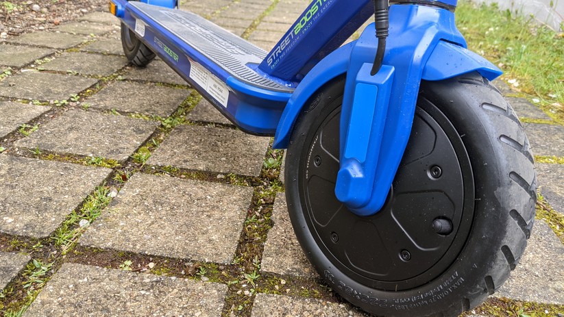 Der Motor des Streetbooster One sitzt im Vorderrad.