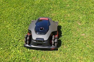 Mähroboter Mova Lidax Ultra 1000 AWD im Test: Top-Technik mit Schwächen