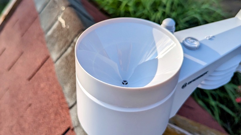 Regenmesser am Bresser Comfort-Wetter-Center 5-in-1