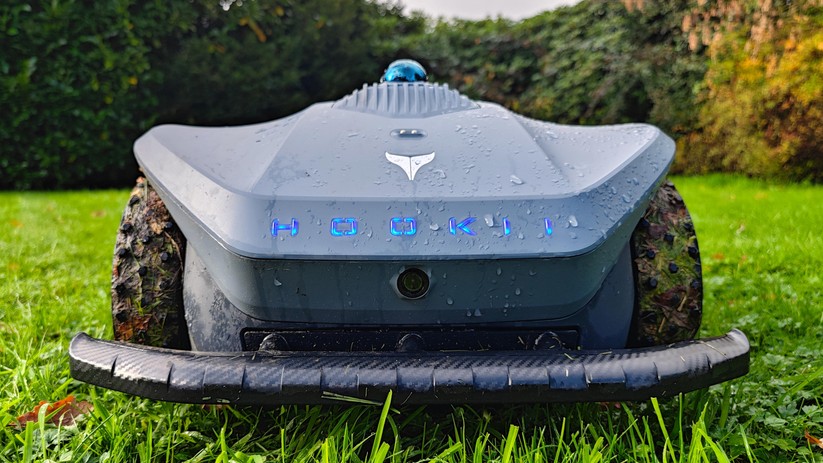 Hookii Neomow X: Mit Lidar navigiert der Neomow X zuverlässig auch in Bereichen, wo GPS-gestützte Modelle Schwierigkeiten haben. Der Mähroboter ist für Rasenflächen mit einer Größe von 4000 m² vorgesehen. Die Schnittbreite beträgt 28 cm. 