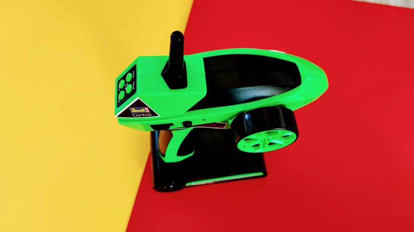 Revell Control X-treme RC Speedboat Hurricane 