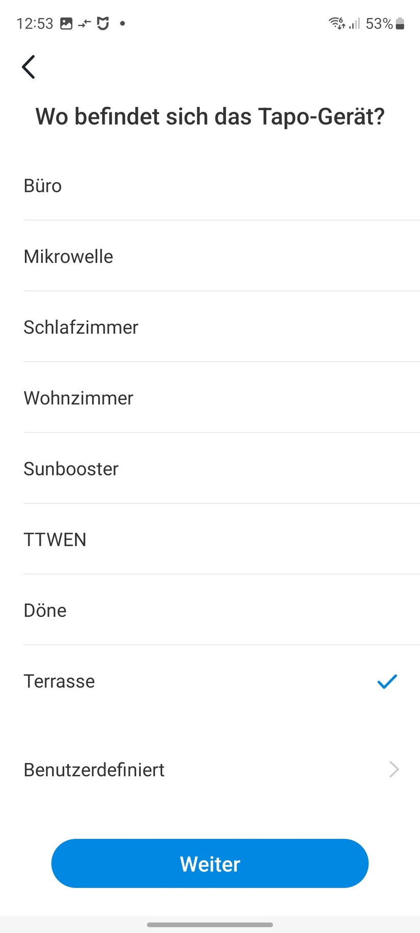 TP-Link C425: Das Set-up der Überwachungskamera erfolgt mit der Tapo-App, für die allerdings ein Konto erforderlich ist. Die App informiert dabei nicht nur die Funktionen der C425, sondern gibt auch Tipps zum Aufstellort.