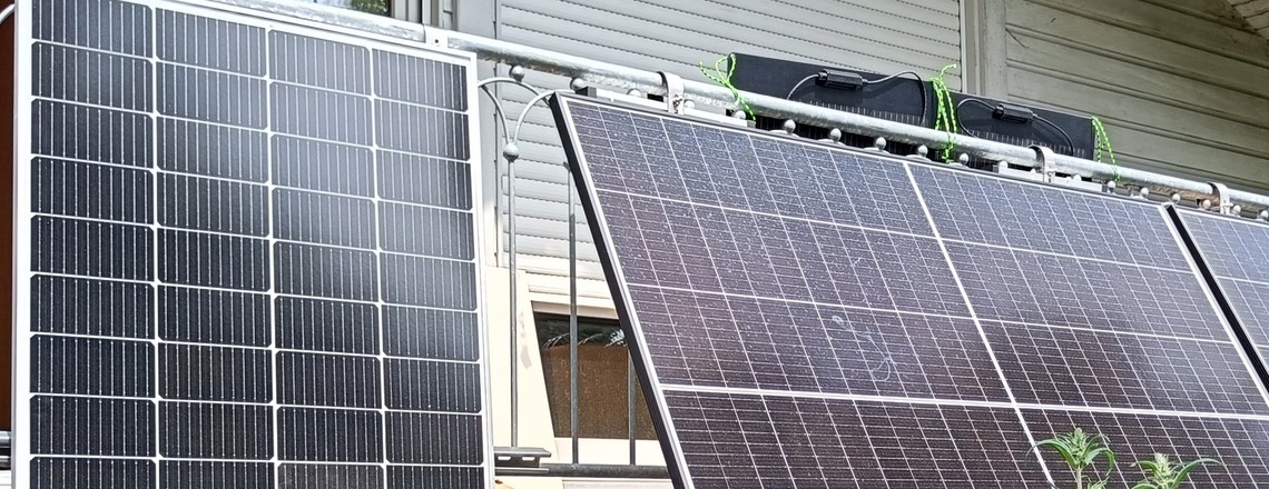 Garantieversprechen für Balkonkraftwerke im Vergleich