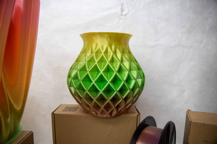 Rainbow-Filament Druckergebnisse: Eryone